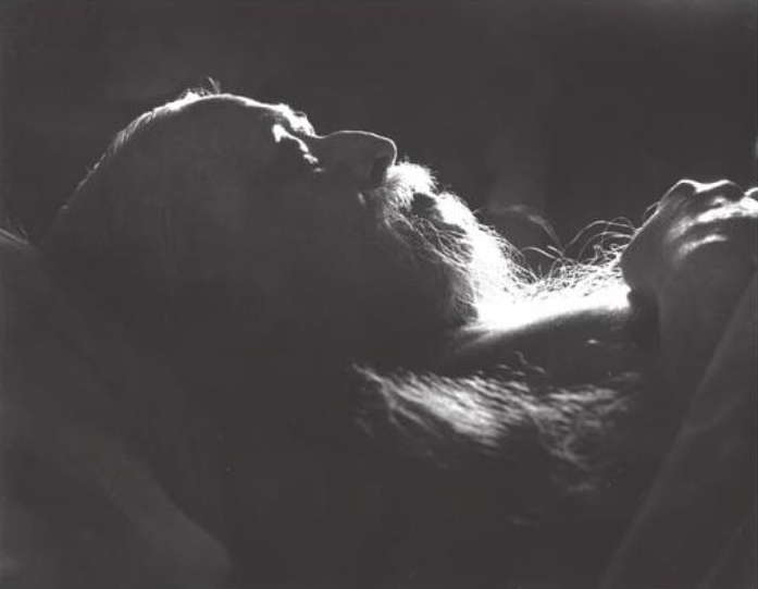 Sri Aurobindo on his deathbed 5 December 1950