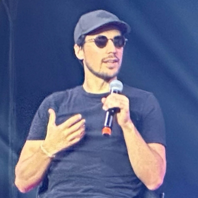 Peter Gadiot on stage at Torino Comics (13 April 2024)