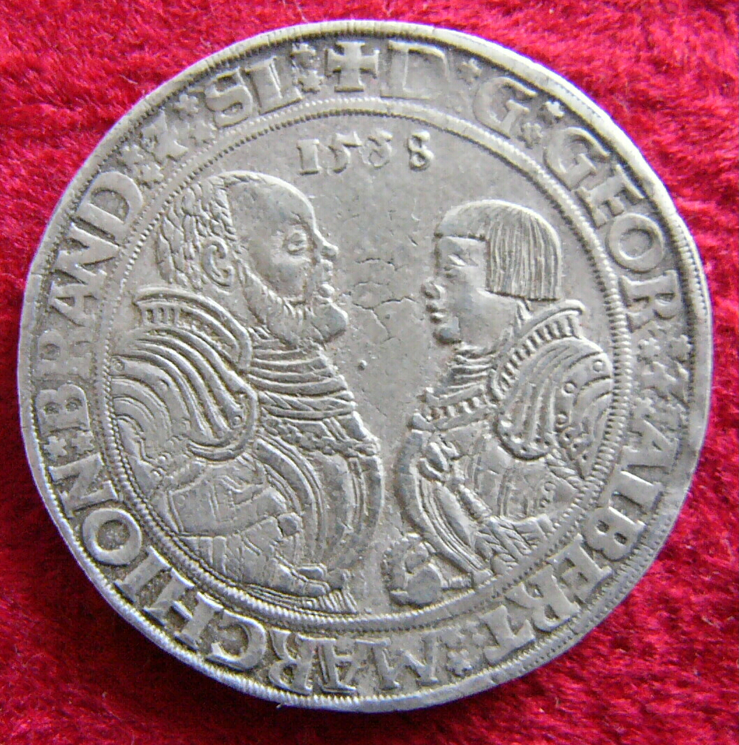 브란덴부르크 안스바흐, 쿨름바흐, 바이로이트에서 사용되던 16세기의 동전<br />(<a href=