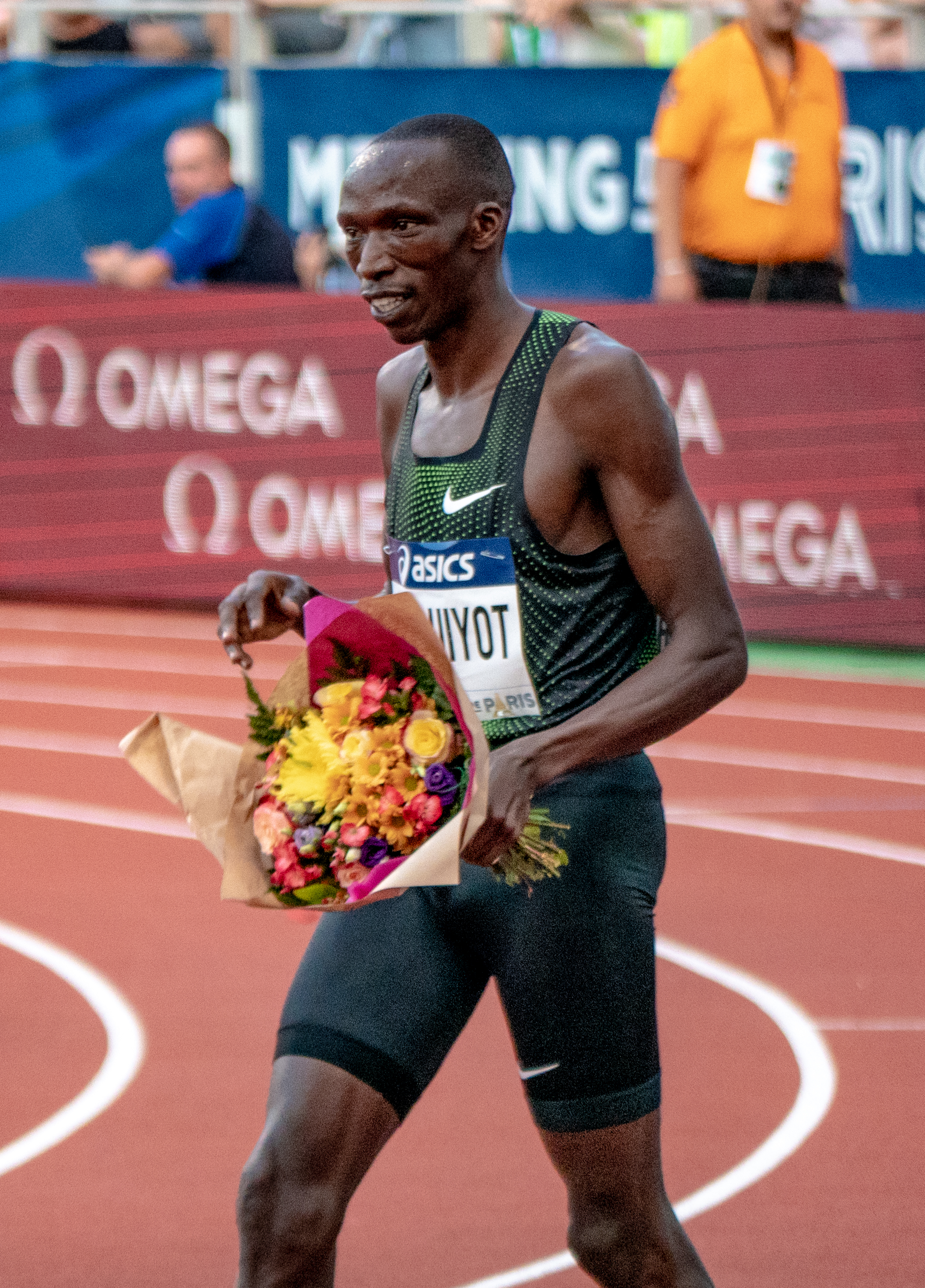 Timothy Cheruiyot tại Giải Diamond League Paris năm 2018.