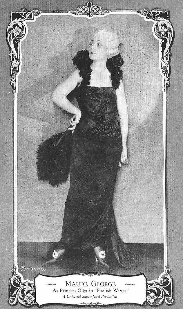Pelakon Maude George.