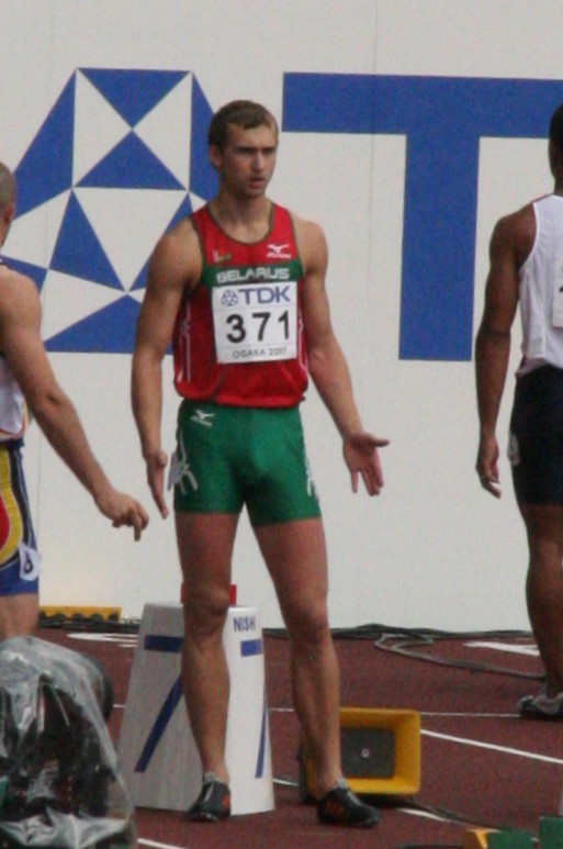 2007년 세계 육상 선수권 대회에서 실격 처리되기 전의 크라우찬카.