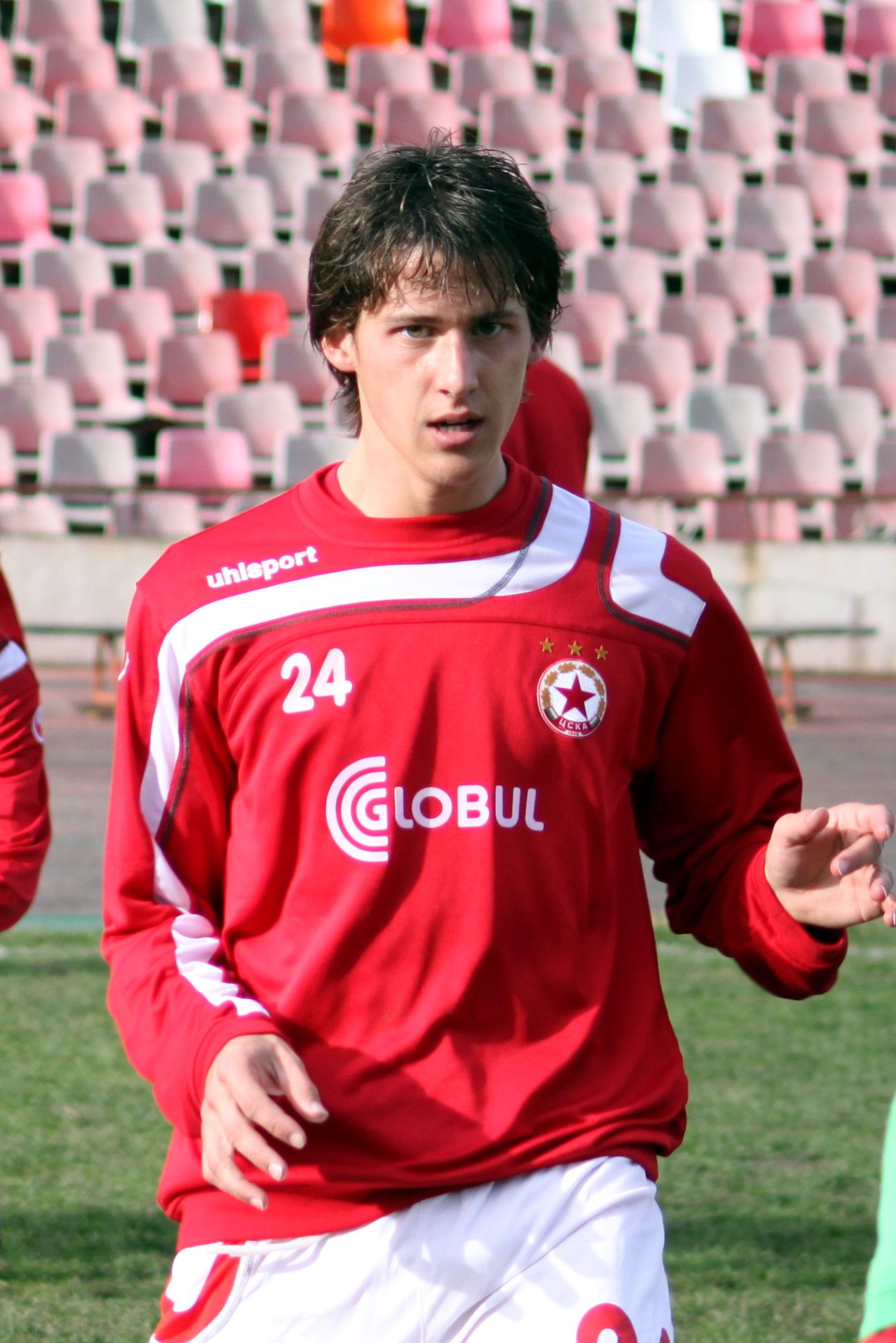 2010년 11월 CSKA 소피아에서 뛰는 토네프.