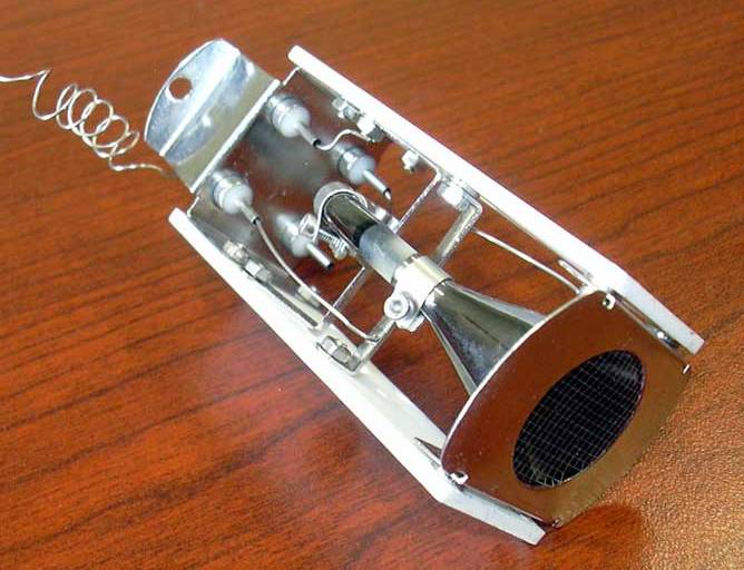 퍼즐 형태의 로고