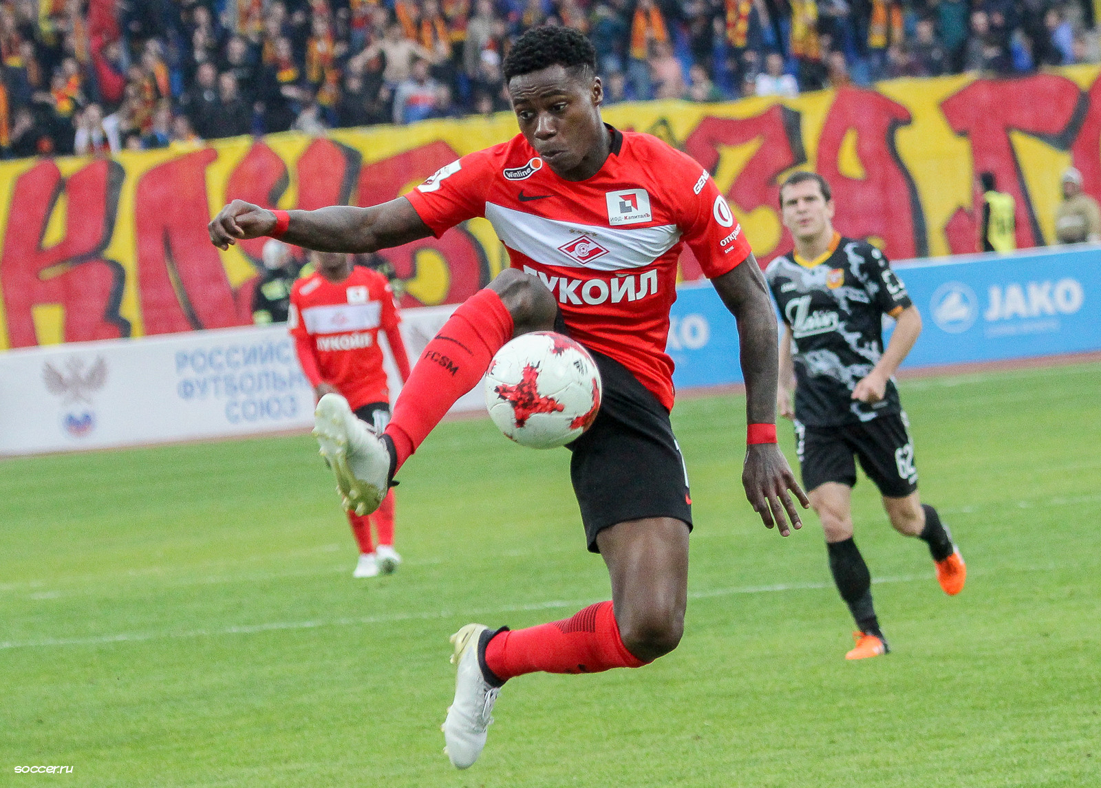Quincy Promes in a match against Arsenal Tula following his return to Spartak