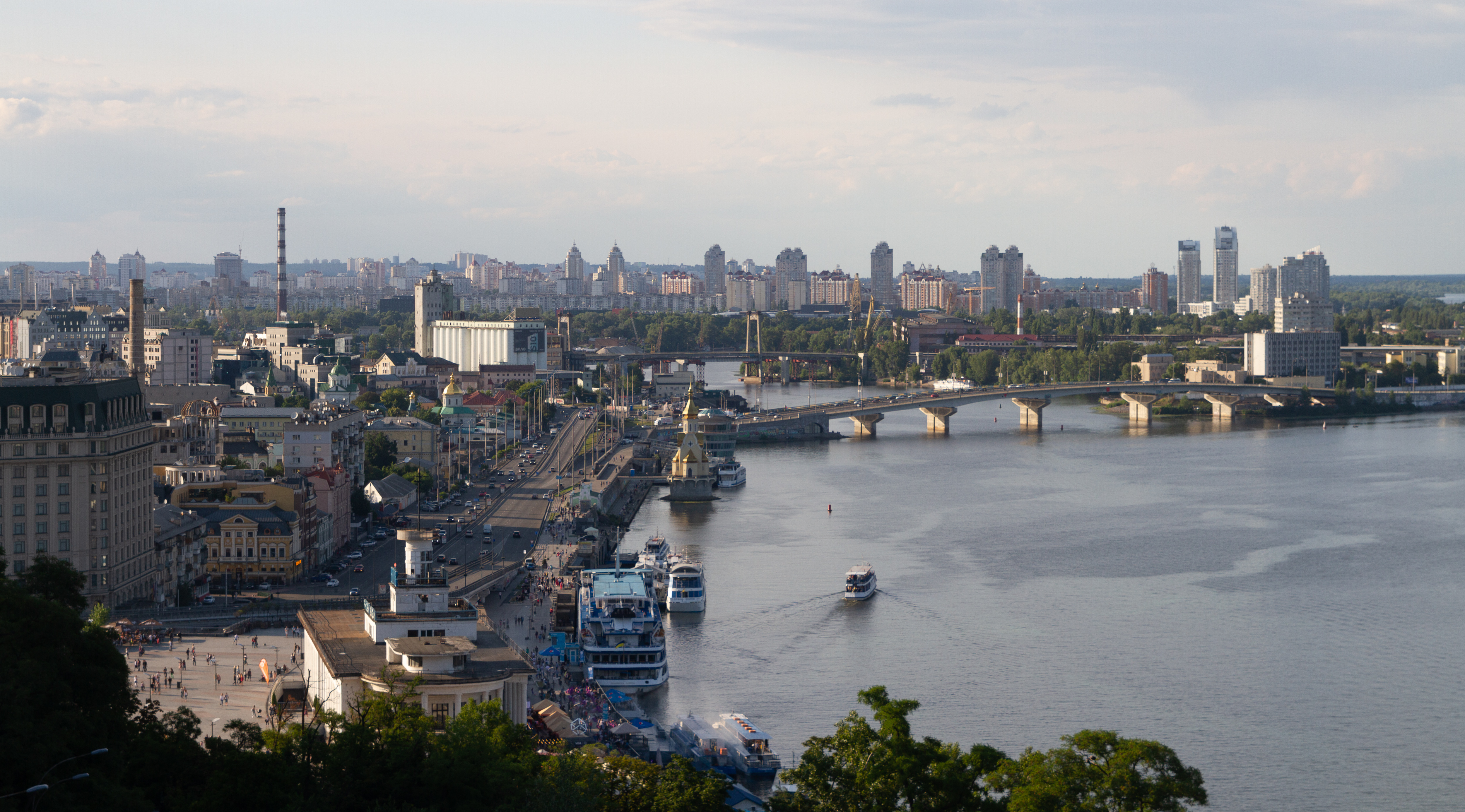 Kyiv, ibu negara Ukraine dan bandar terbesar