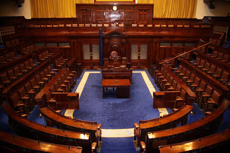 Dewan Dáil Éireann, dewan rendah Parlimen.