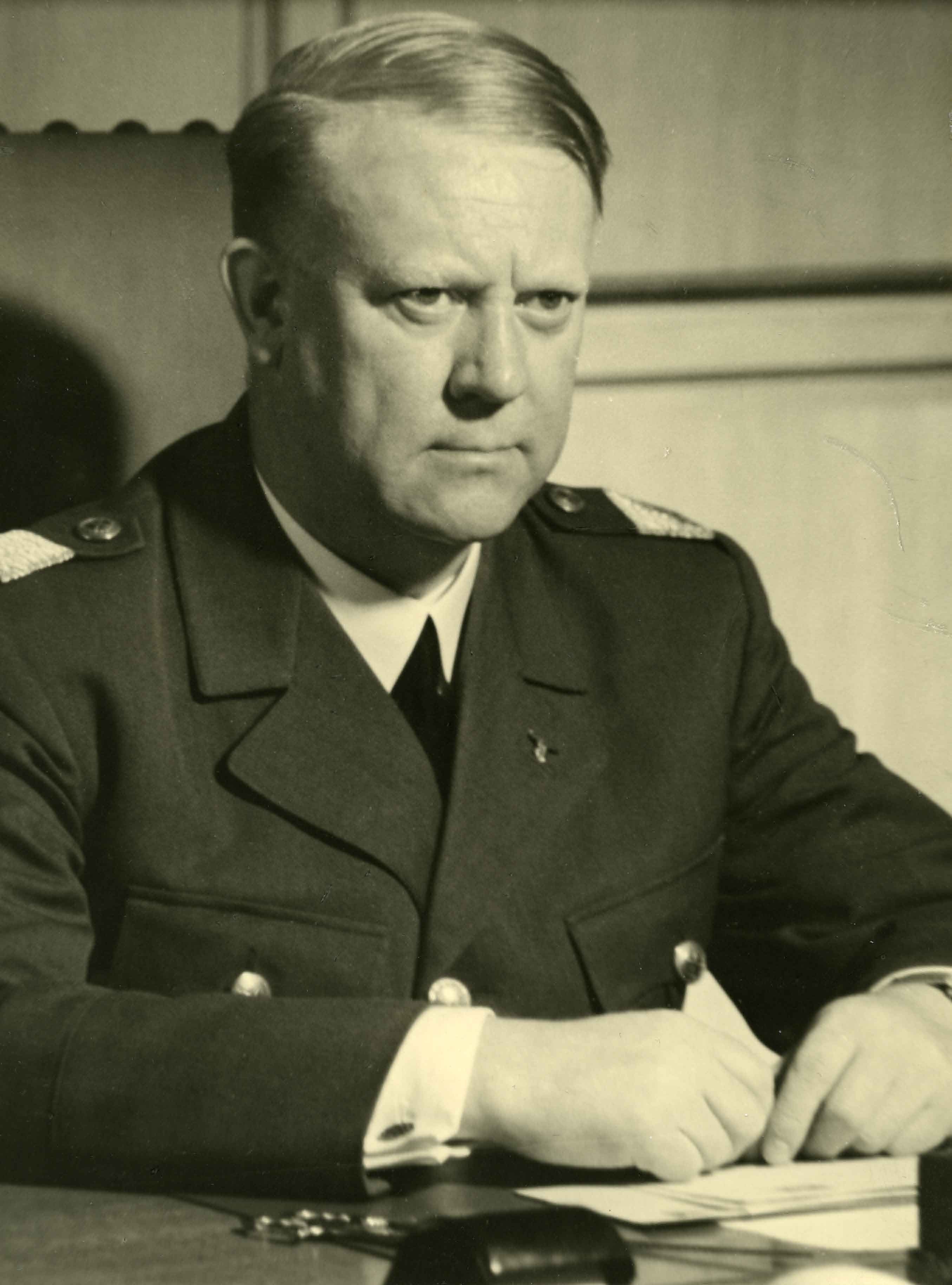 Quisling in uniform during his time in office