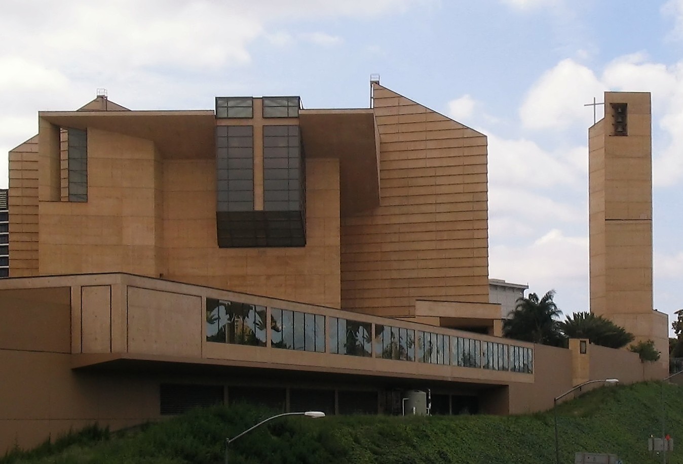 Katedral Bunda Maria dari Para Malaikat, Los Angeles, Amerika Serikat