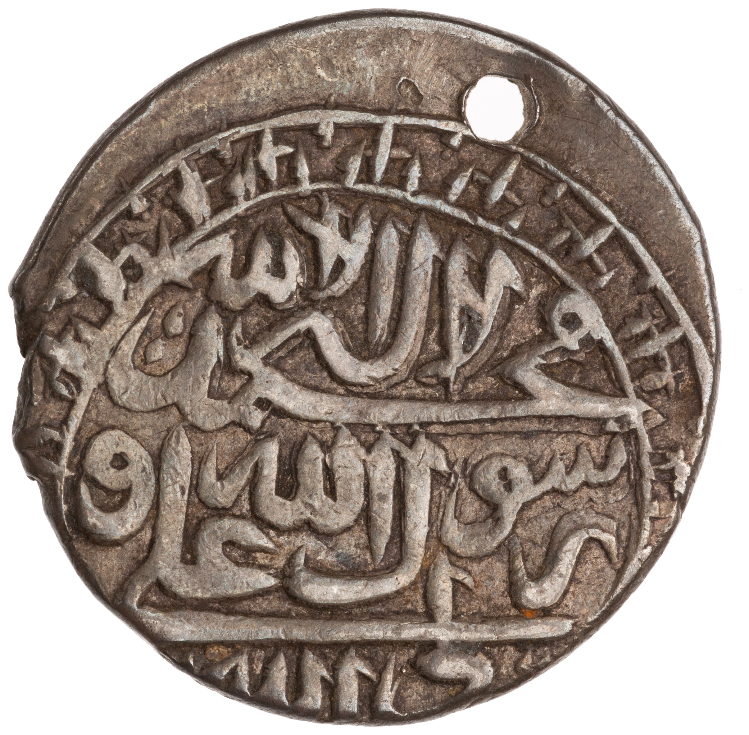 ギャンジャで1763年から1764年に鋳造されたカリーム・ハーン・ザンドの銀貨(裏面)