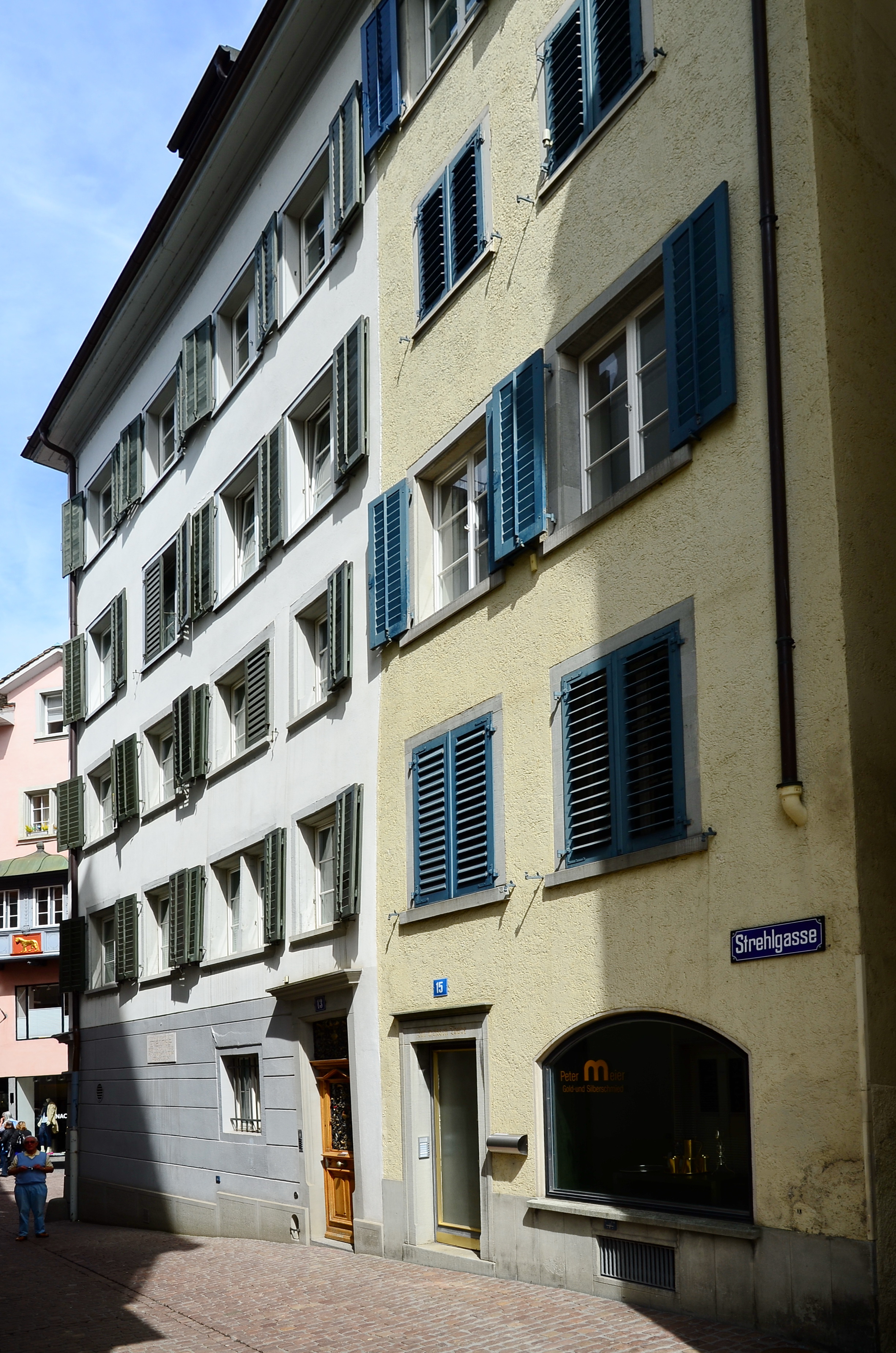Bangunan di Strehlgasse 13, Zurich.