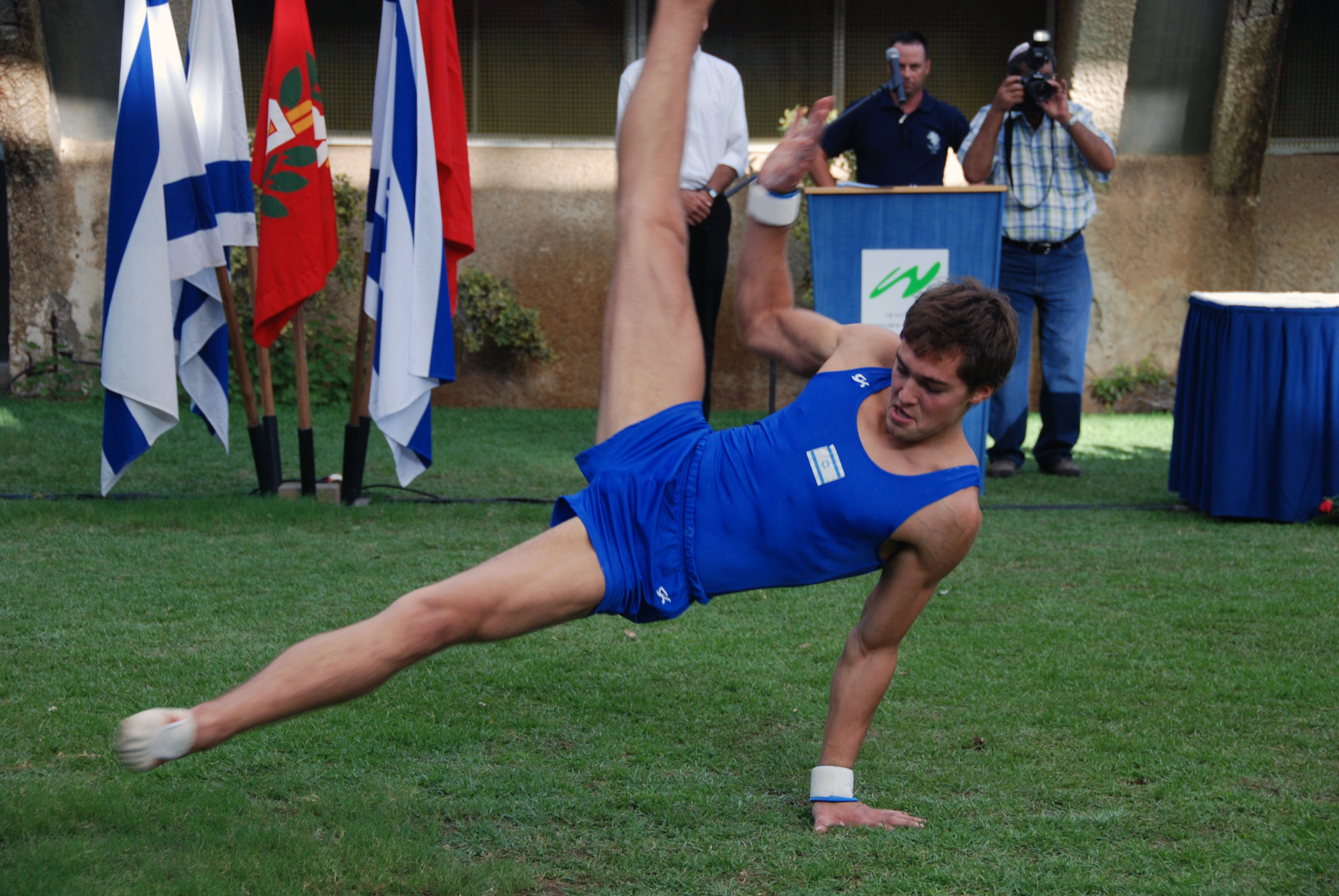 윙게이트 연구소에서 훈련 중인 샤틸로프.