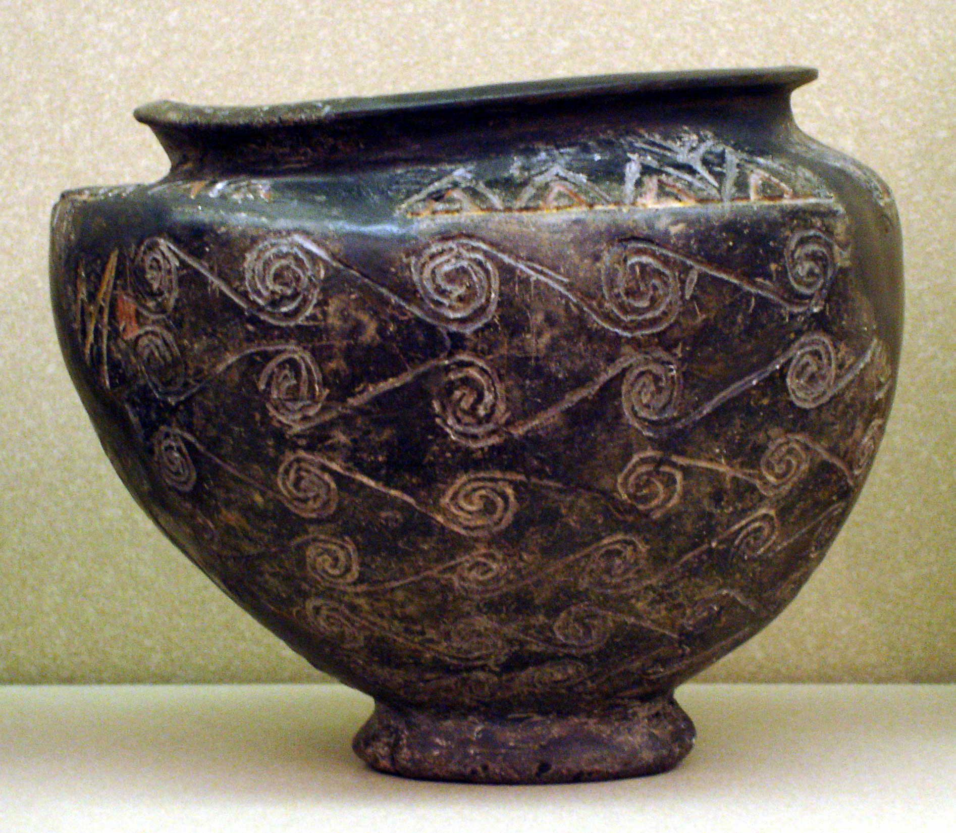 Mangkuk Kerma, 1700-1550 SM. Museum of Fine Arts, Boston.