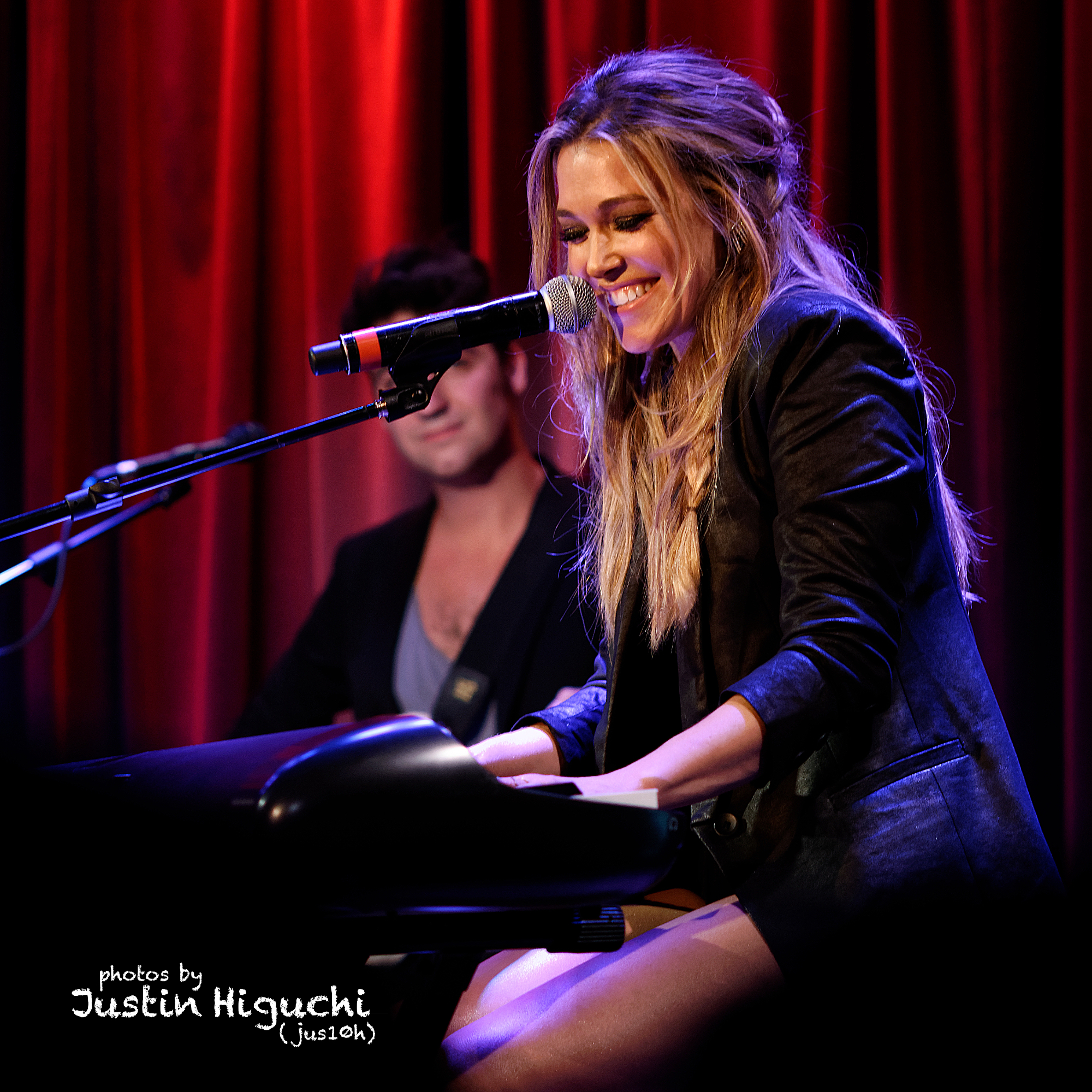 Rachel Platten biểu diễn năm 2016.