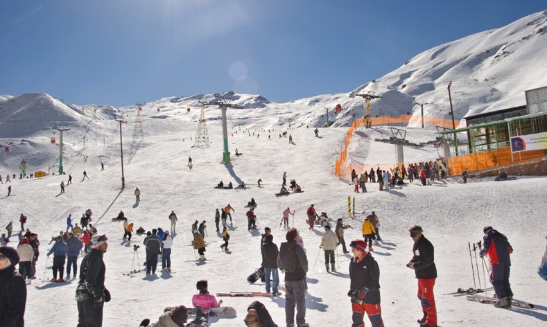 Dizin, resor ski terbesar di Timur Tengah