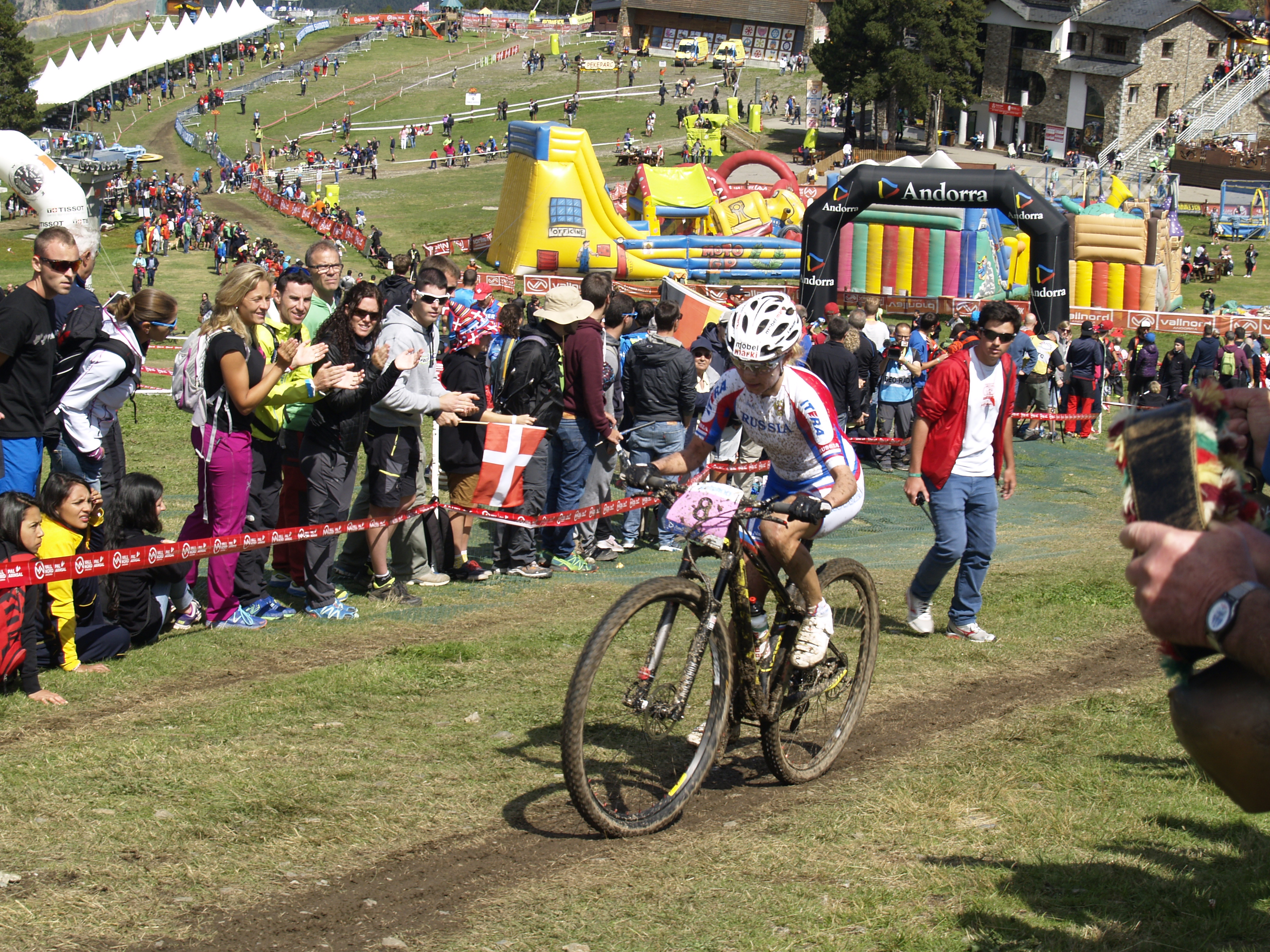Kejuaraan Dunia Sepeda Gunung dan Uji Coba UCI 2015 di Vallnord, La Massana