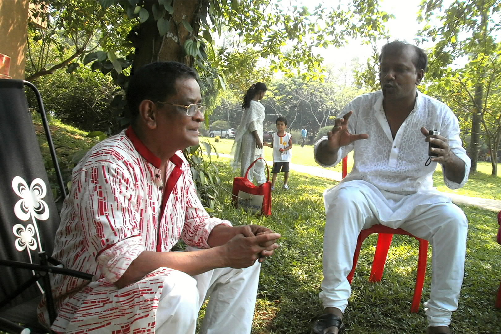 Humayun Ahmed (left), a highly popular modern author and filmmaker.
