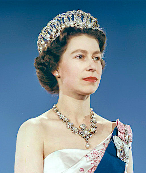 Elizabeth II, Ratu Ceylon (1960).