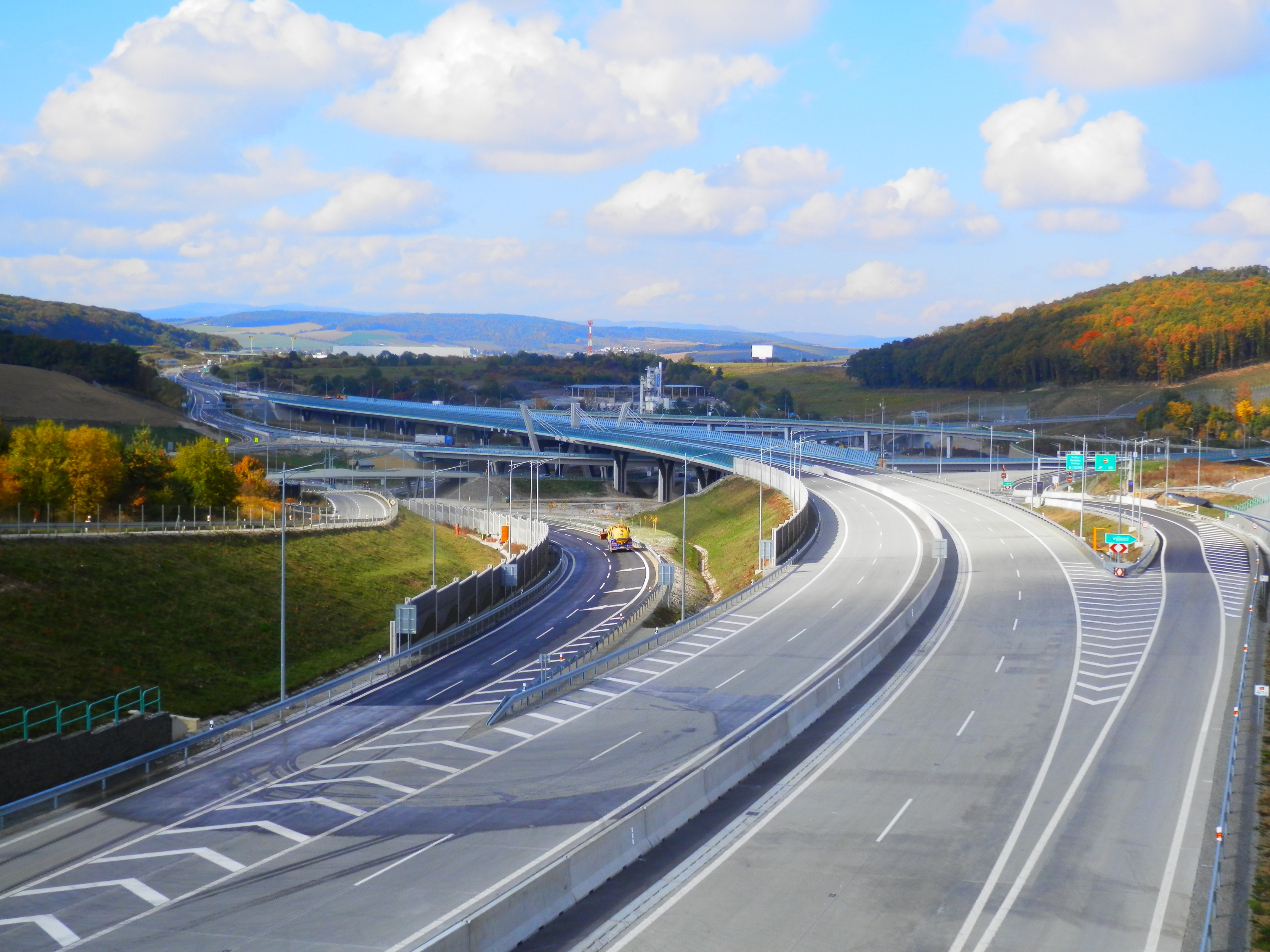 D1高速道路。