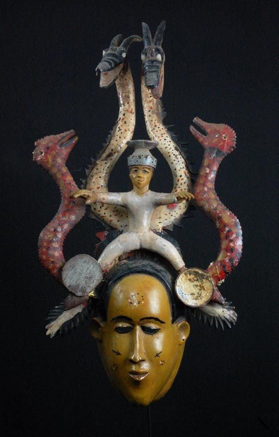 Topeng Odelay oleh orang Temne. Museum Brooklyn.