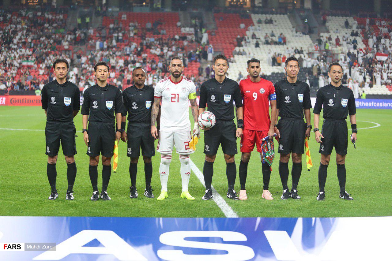 The Yemeni national football team (in red) playing against Iran in the 2019 AFC Asian Cup.