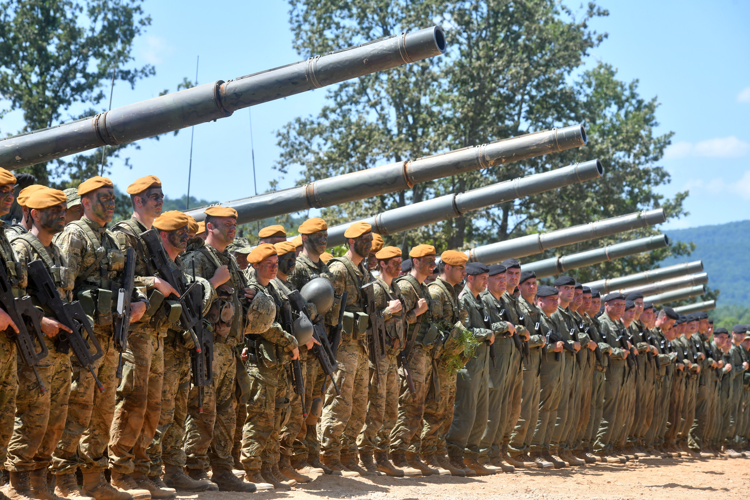 Batalyon Mekanis ke-2, batalyon infanteri mekanis terbesar dari dua batalyon dalam Brigade Mekanis Lapis Baja Garda (GOMBR) Angkatan Darat Kroasia.