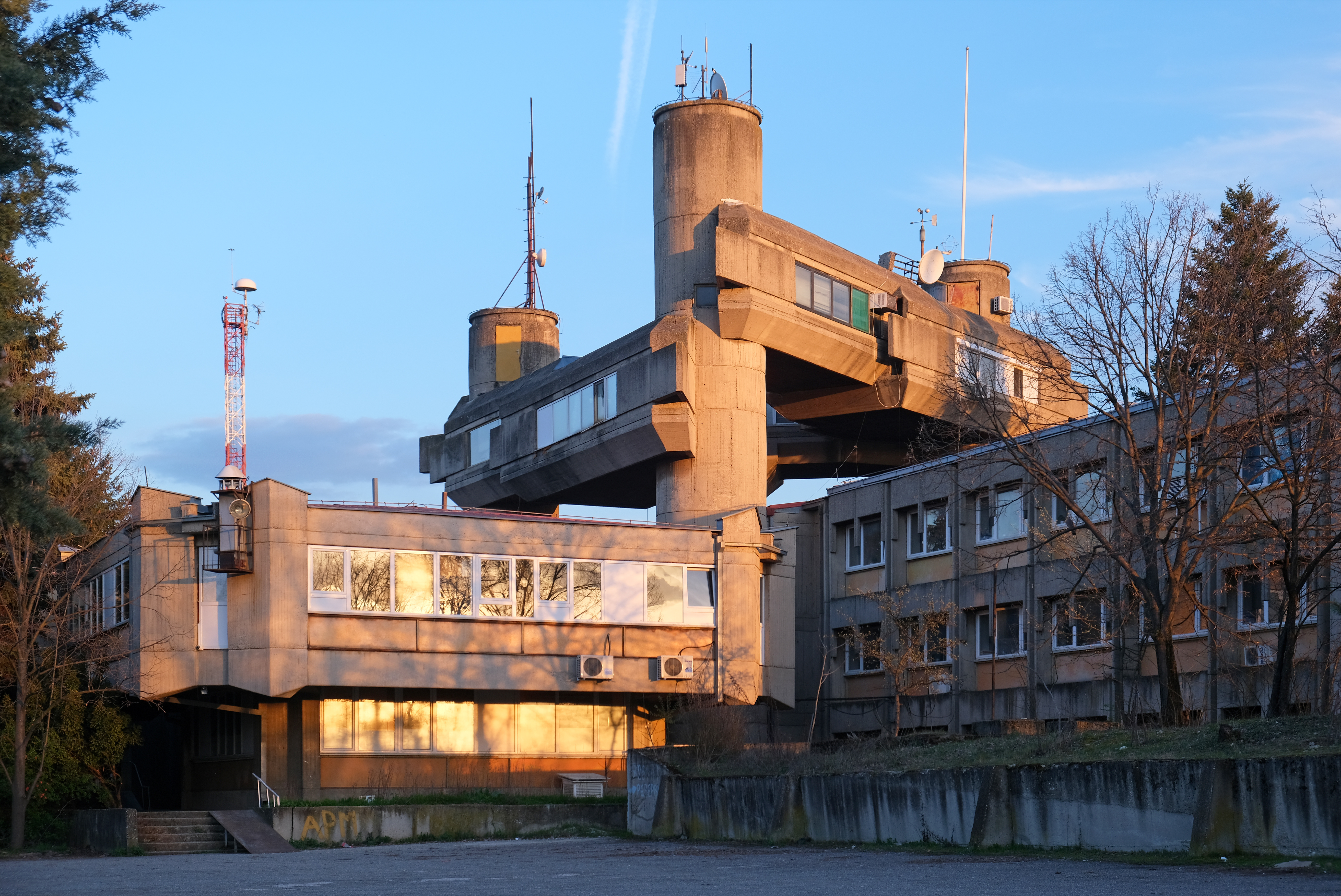 Viện Khí tượng Thủy văn Skopje