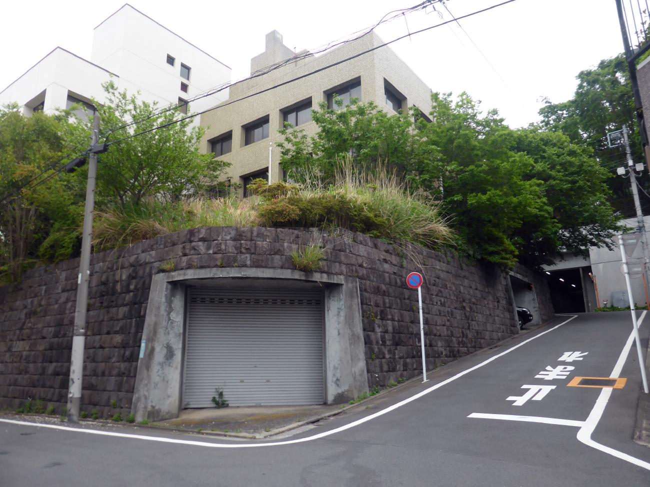 駐日セネガル大使館背面