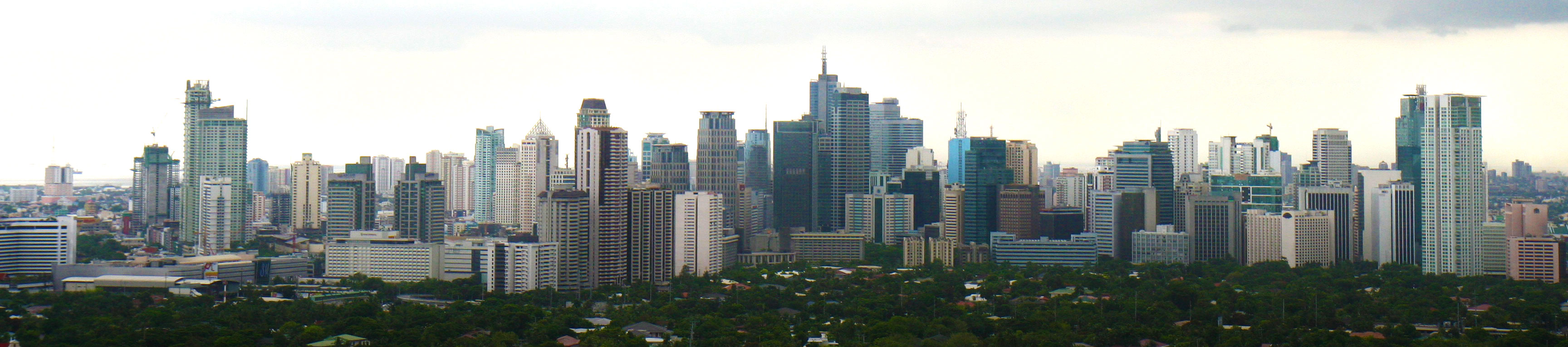 Makati là một thành phố trong Vùng thủ đô Manila, nằm ở phía đông nam Manila. Với các tòa nhà cao tầng san sát, đây được coi là thủ đô kinh doanh của Philippines và còn được gọi là 