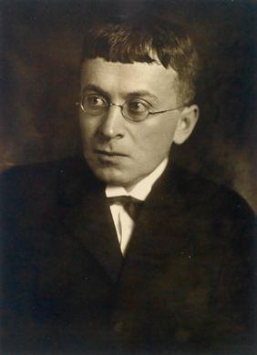 カール・クラウス(1920年頃、ヘルマン・シーバーシュによる肖像)