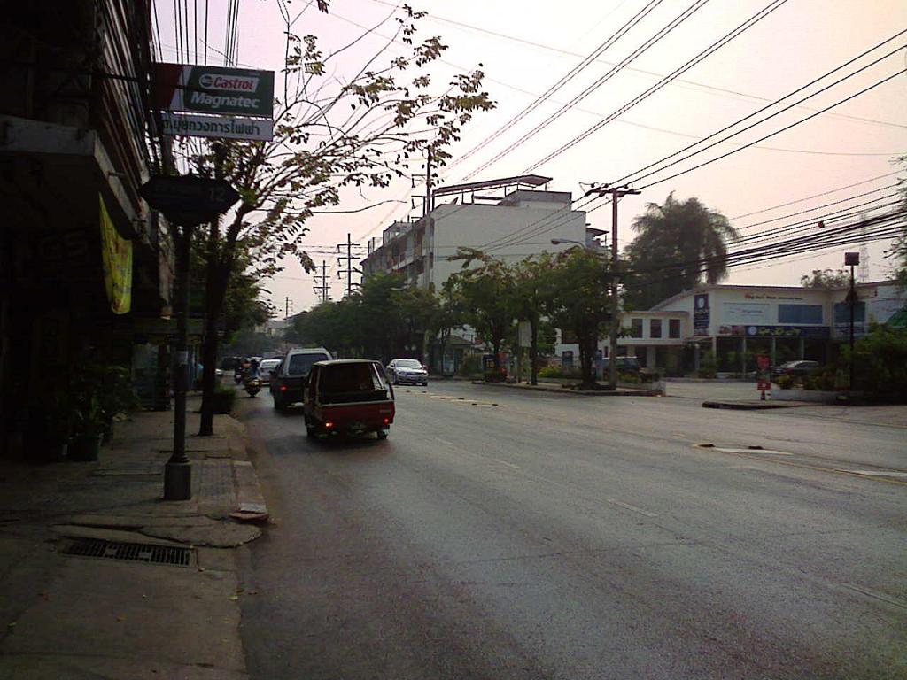 ถนนสุขุมวิท 71 (ปรีดี พนมยงค์)