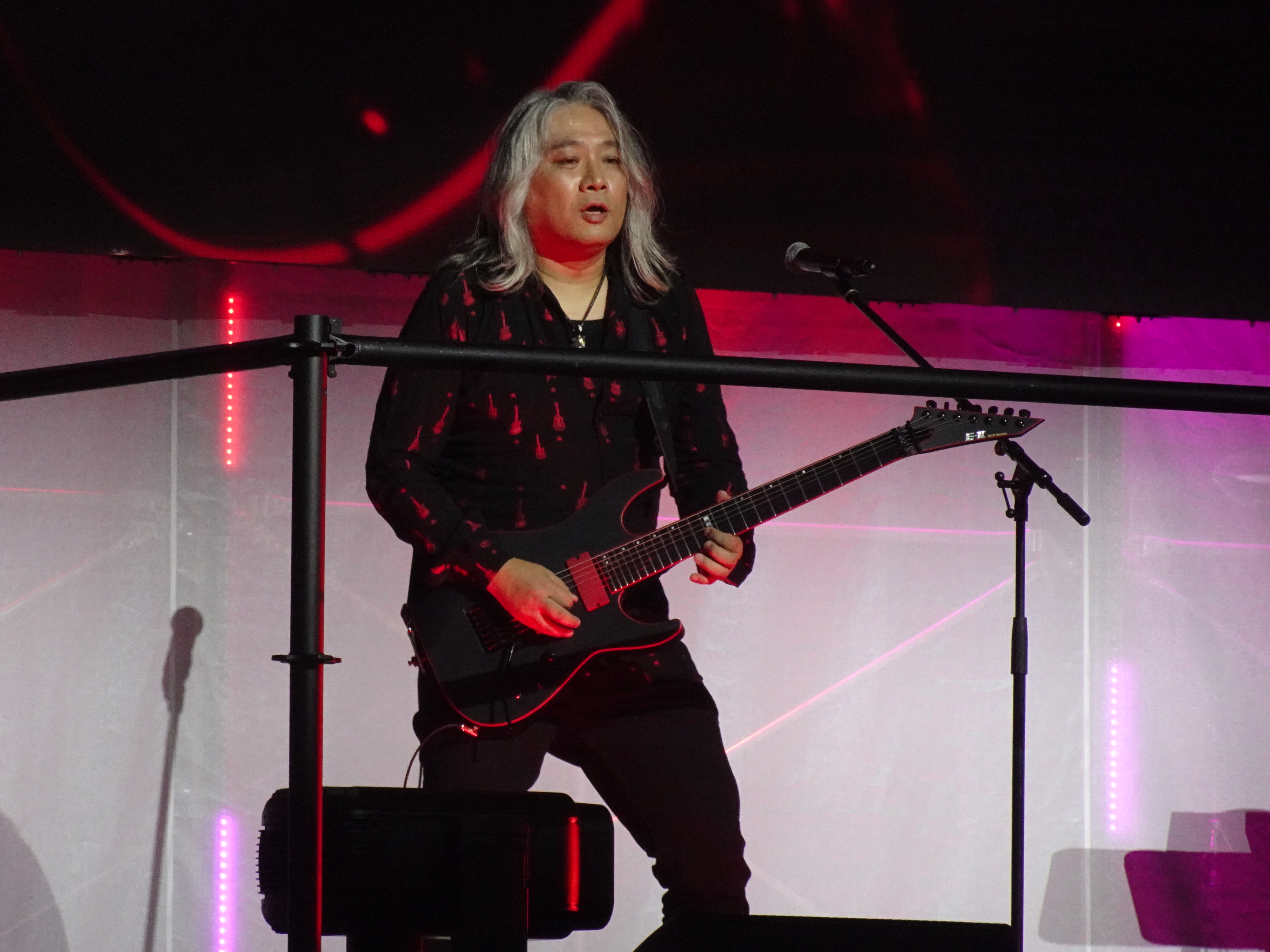 세노우에 준