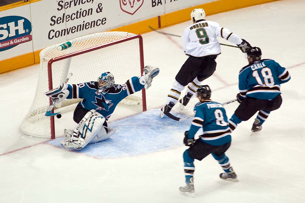Modano's shorthanded, record-breaking goal on November 7, 2007.