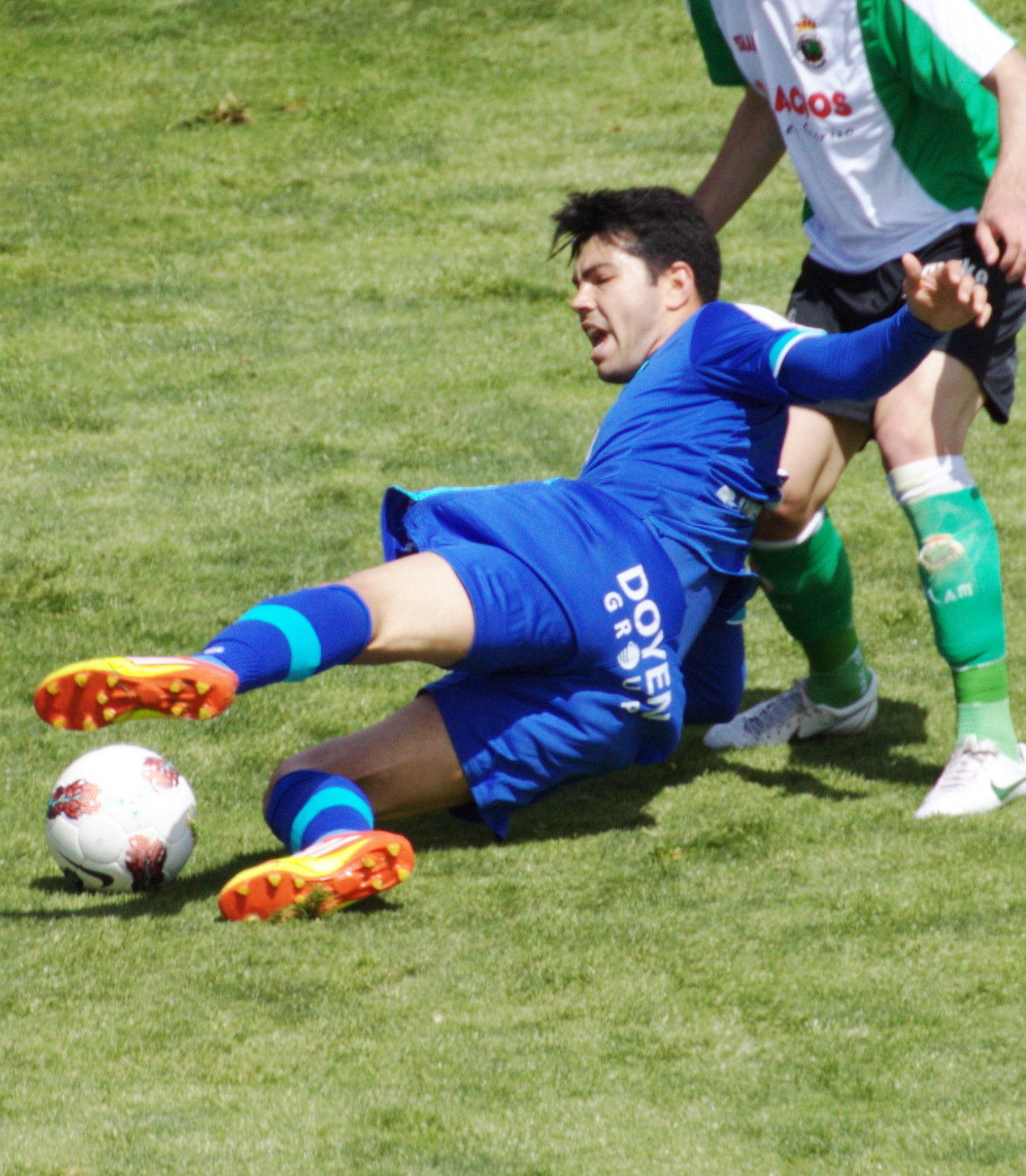Miku playing for Getafe CF in 2012.