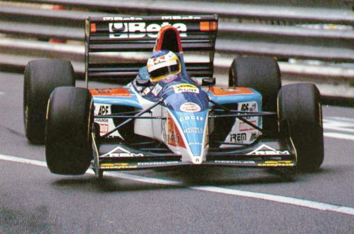 Alboreto memandu untuk Minardi di Grand Prix Monaco 1994.