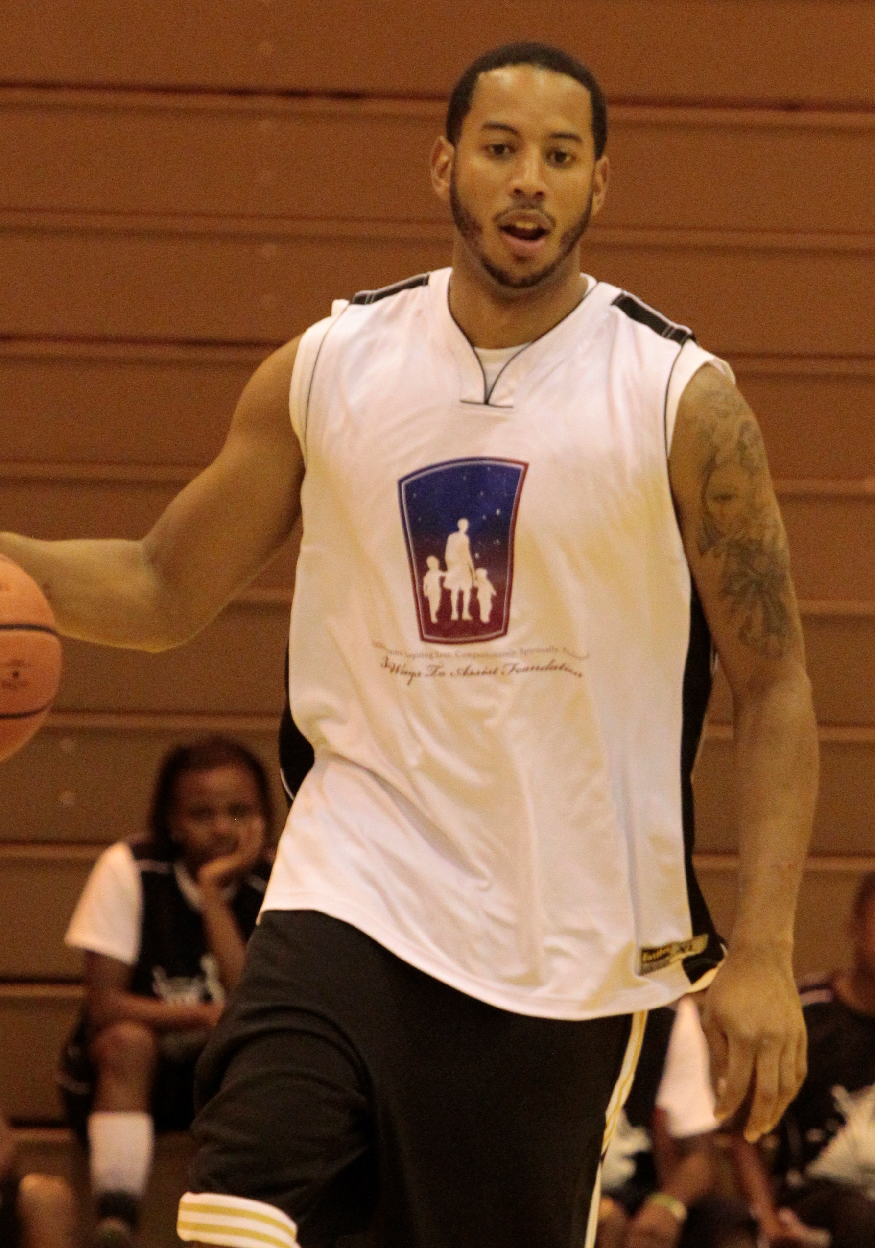 Harris vào năm 2012