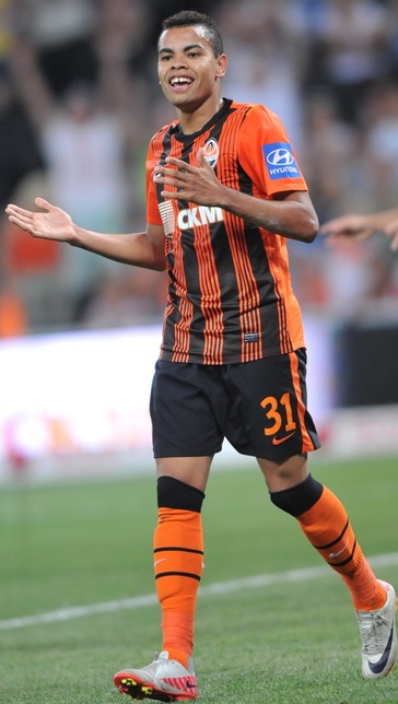 Dentinho during his time at Shakhtar Donetsk.