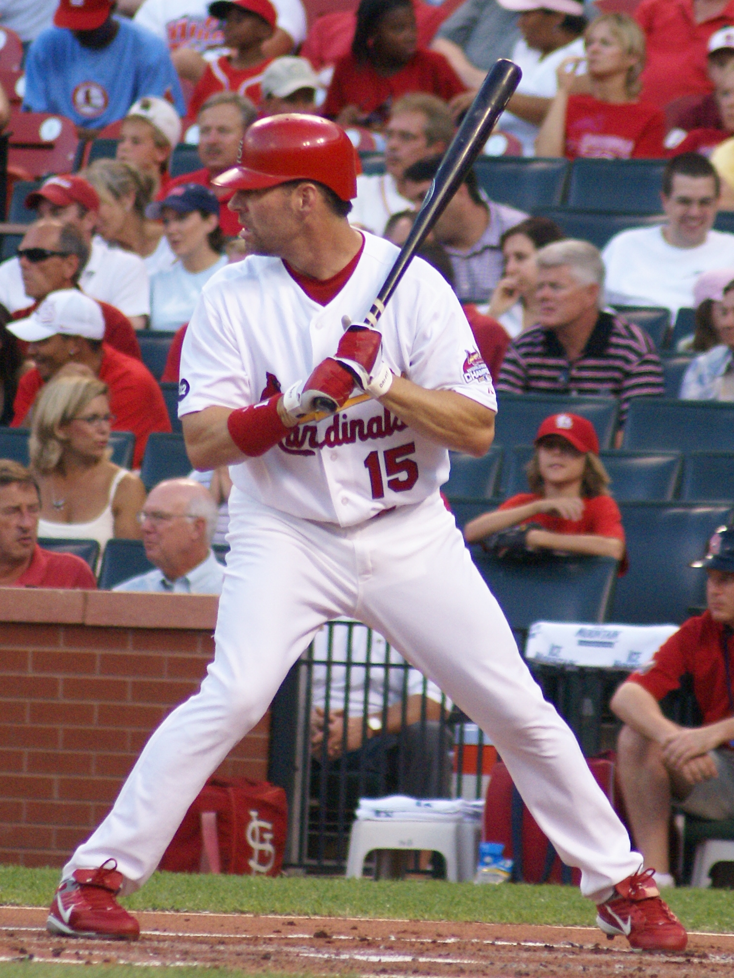 Edmonds memukul untuk Cardinals pada tahun 2007.