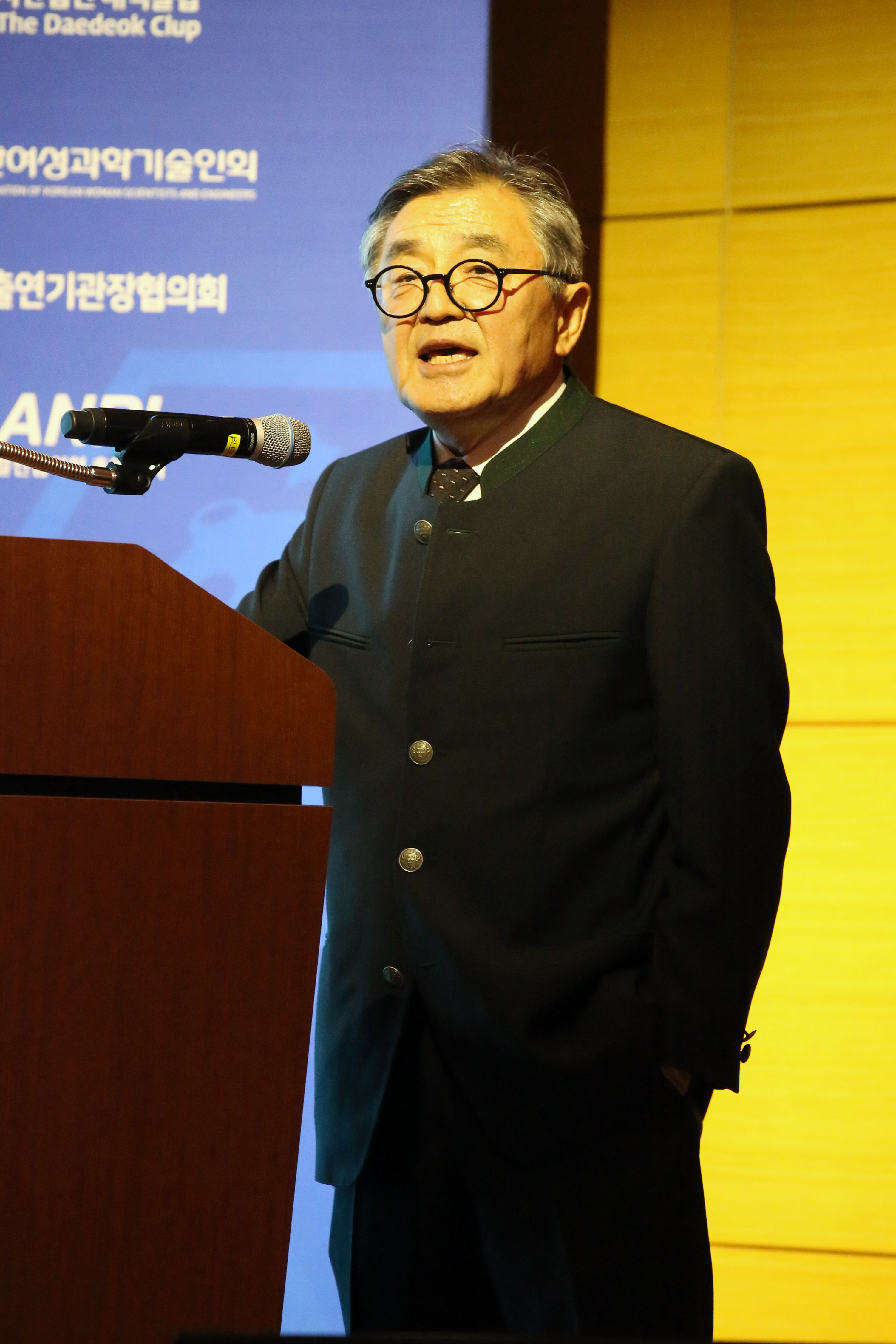 문길주