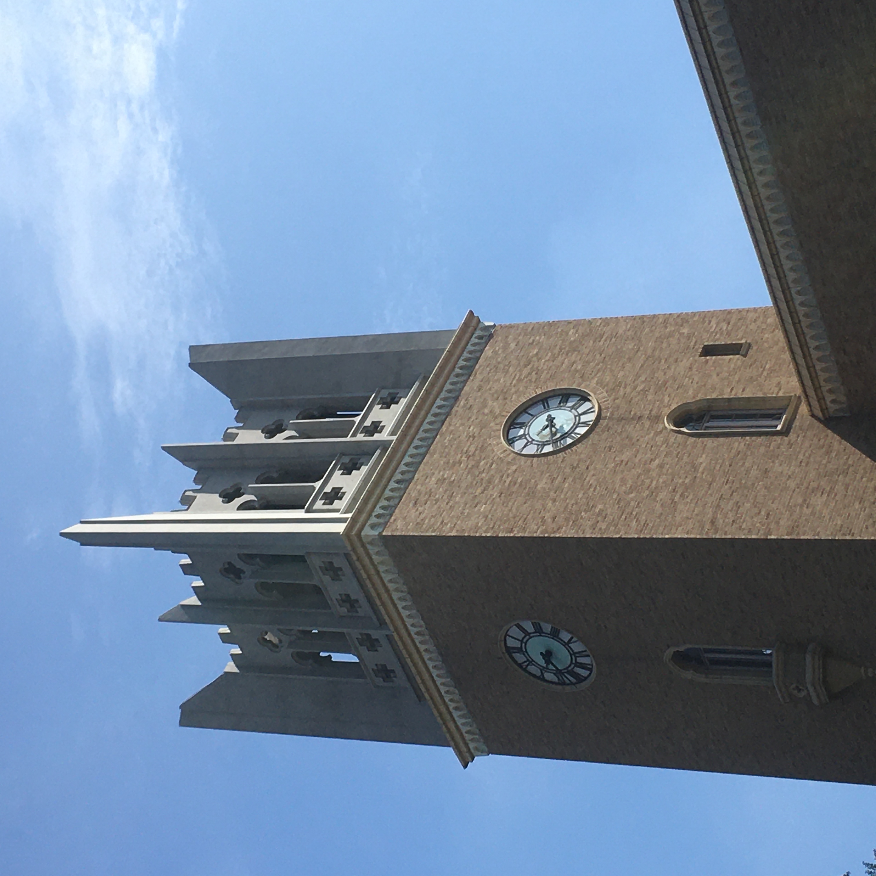 早稲田大学大隈記念講堂。吉右衛門は同大学の客員教授も務めた。