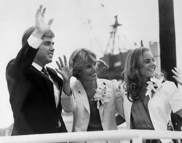 Jack, Joanne, and Judith Kemp on the deck of the USS Buffalo (SSN-715) during its commissioning in October 1980.