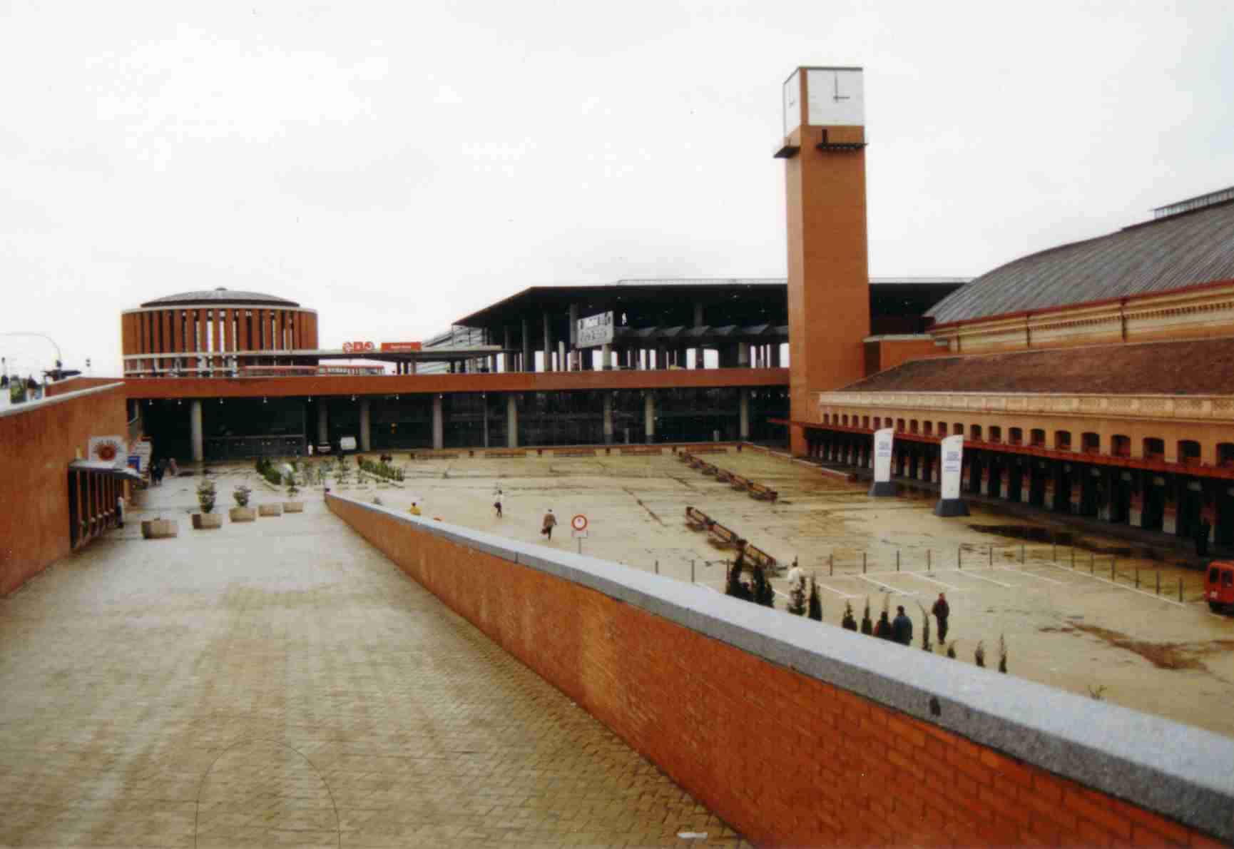 Pengembangan Stesen Atocha, Madrid, Sepanyol