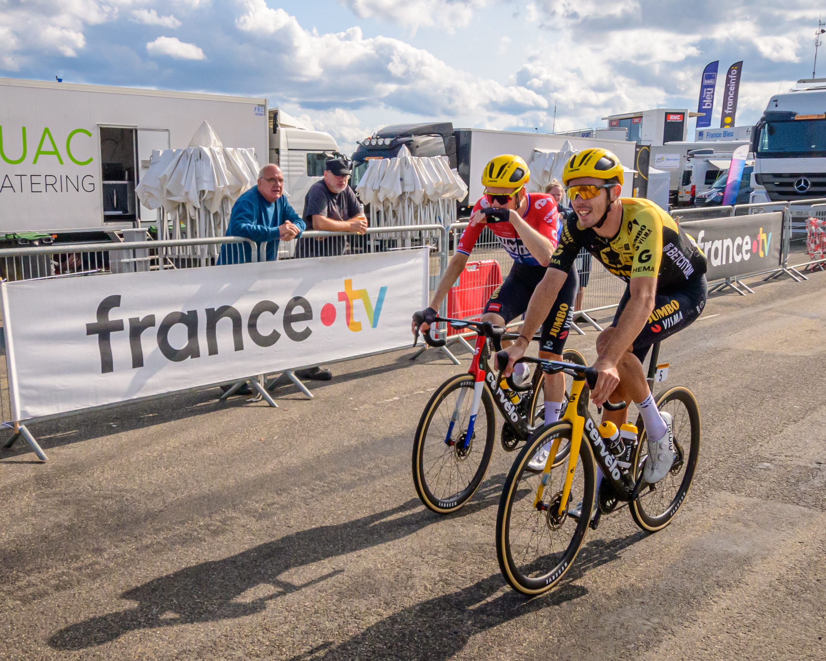 Laporte (right) with teammate Dylan van Baarle at the 2023 Tour de France