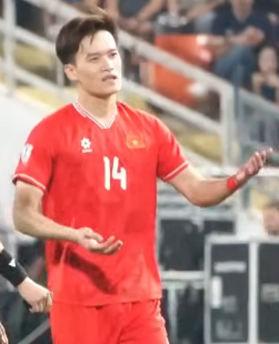 2024年ASEANチャンピオンシップ決勝でプレーするホアン・ドゥック。
