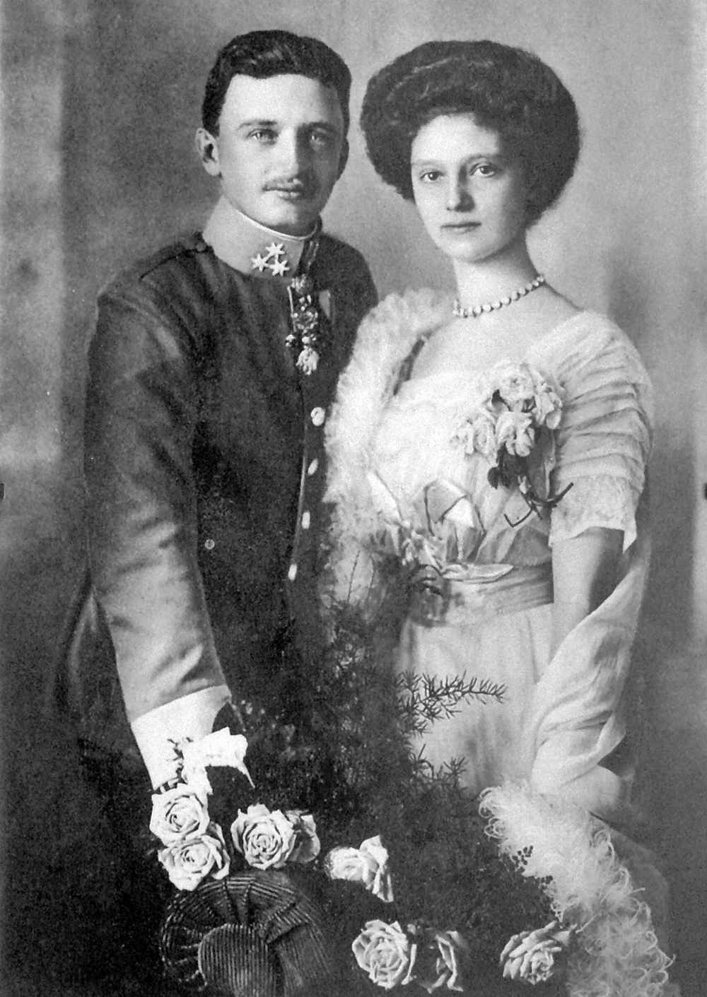 Charles and Zita during their engagement, July 1911