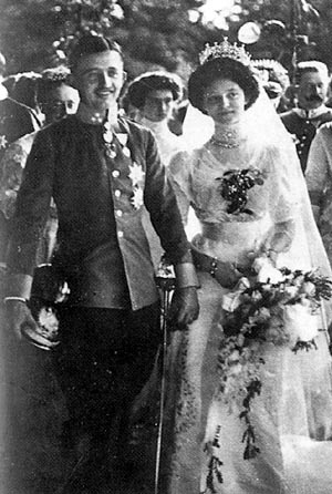 The wedding of Zita and Charles, October 21, 1911