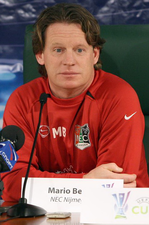 Mario Been in 2007, during his time as manager of NEC Nijmegen.