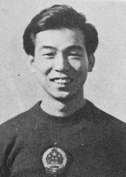 Zhang Xielin dalam buku Sistem dan Teknik Ping Pong Pemain Dunia (1967).
