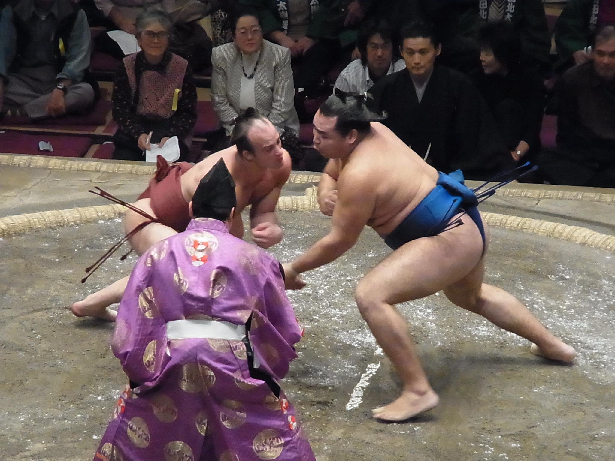 Takanoyama Shuntaro, a contemporary of Kakuryū, during a tournament in 2011.