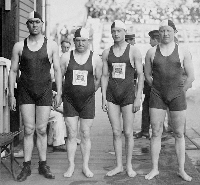 1920년 올림픽 영국 4×200m 자유형 계영 팀. 왼쪽부터 해럴드 애니슨, 헨리 테일러, 퍼시 피터, 레슬리 새비지.